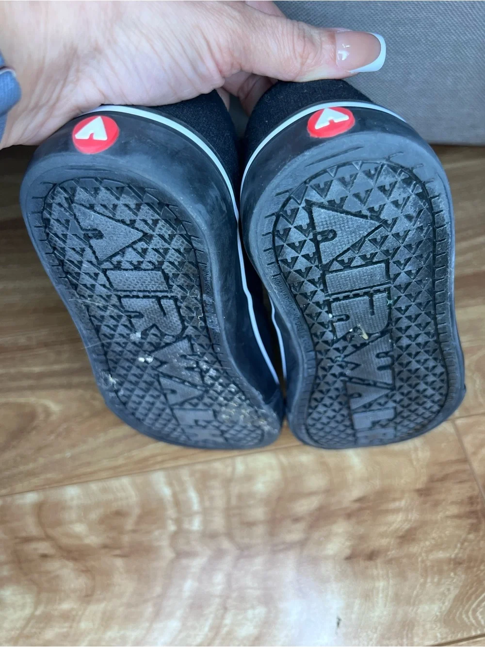 Airwalk Kids Skeleton Slip-On Sneakers Black White Canvas Shoes Size 3